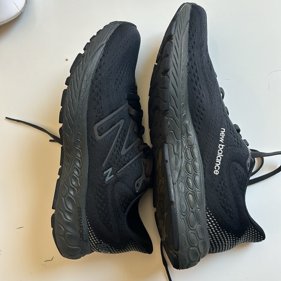 New Balance Women's Fresh Foam X 880 V13 Running Shoe - Picture 5 of 12